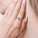 Pierścionek Halo z Niebieskim Topazem - Venetia Jewels - 14K złoto z brylantami