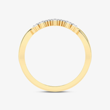 Złoty pierścionek z brylantami od Venetia Jewels, elegancki i lśniący, idealny na specjalne okazje