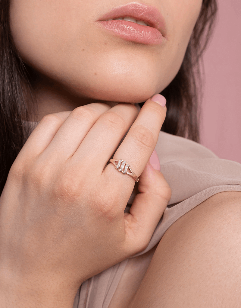 Falujący Pierścionek z Brylantami - Venetia Jewels - 14K złoto z brylantami