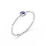 Pierścionek z Niebieskim Szafirem i Brylantami