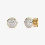 Złote okrągłe kolczyki z brylantami, idealne na eleganckie okazje i codzienne noszenie.