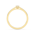 Klasyczny pierścionek z brylantem w złotej oprawie o minimalistycznym designie