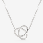 Elegancki naszyjnik złoty z brylantami w kształcie splecionych kółek na delikatnym łańcuszku