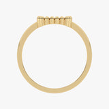 Nowoczesny złoty pierścionek z brylantami o prostym, eleganckim designie od Venetia Jewels