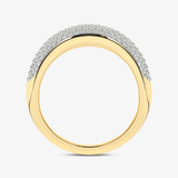 Złoty pierścionek z brylantami o eleganckim wykończeniu, idealny na specjalne okazje