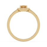 Elegancki złoty pierścionek z brylantami o klasycznym designie, idealny na wyjątkowe okazje