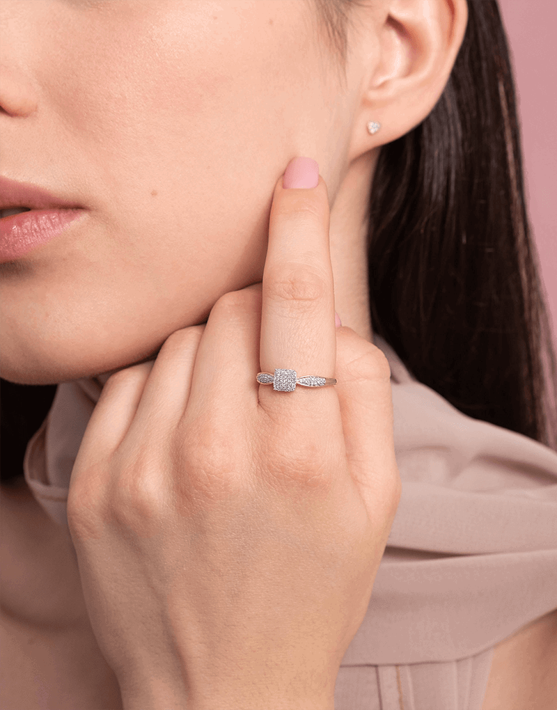 Pierścionek Venetia Jewels VCR-13000 z diamentem, stylowy i elegancki, idealny na specjalne okazje