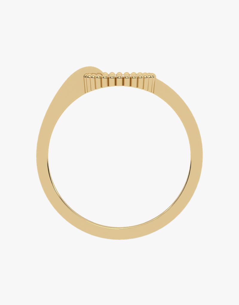 Złoty pierścionek z dyskiem pave od Venetia Jewels z eleganckim wzornictwem