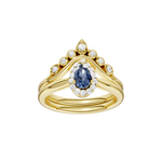 Złoty pierścionek z szafirem otoczony diamentami w eleganckiej konstrukcji od Venetia Jewels