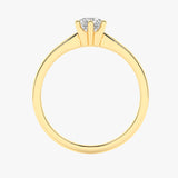 Złoty pierścionek zaręczynowy z brylantem od Venetia Jewels w eleganckim wzornictwie