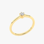 Złoty pierścionek zaręczynowy z brylantem od Venetia Jewels, elegancki i romantyczny design