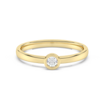 Złoty pierścionek zaręczynowy z brylantem od Venetia Jewels z minimalistycznym designem