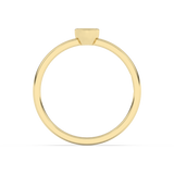 Złoty pierścionek zaręczynowy z brylantem od Venetia Jewels, prosty i elegancki design