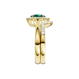 Złoty pierścionek ze szmaragdem i brylantami od Venetia Jewels, elegancki design z wyrafinowanymi detalami