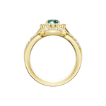 Złoty pierścionek ze szmaragdem i brylantami z eleganckim wykończeniem, idealny na wyjątkowe okazje