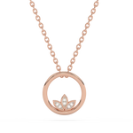 Wisiorek z różowego złota z lotosem ozdobiony diamentami, elegancka biżuteria od Venetia Jewels