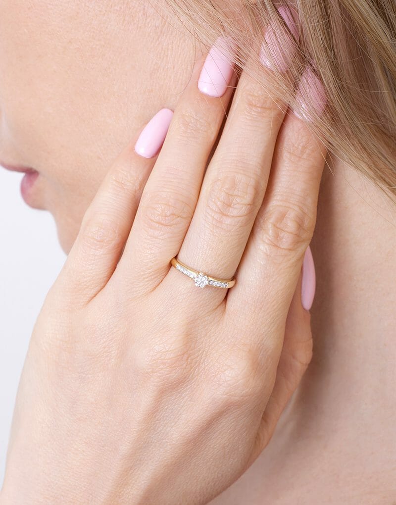 Klasyczny Pierścionek z Paskami Brylantów - Venetia Jewels - 14K złoto z brylantami