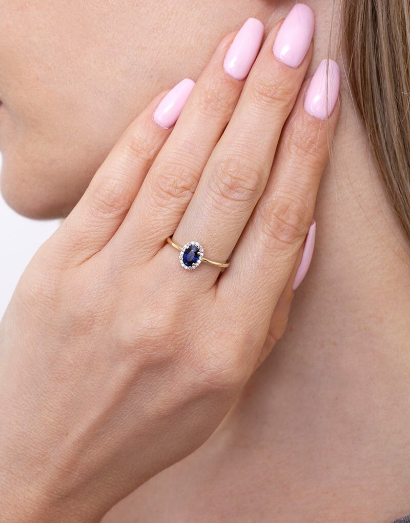 Pierścionek z Owalnym Szafirem i Brylantami - Venetia Jewels - 14K złoto z brylantami