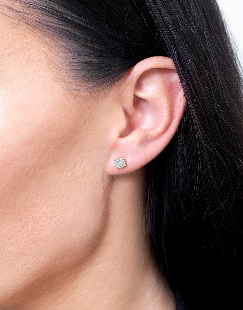 Eleganckie brylantowe kolczyki gwiazda z diamentami, idealne na wyjątkowe okazje