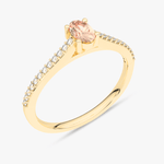 Złoty pierścionek z morganitem i brylantami na cienkiej obrączce, elegancki i stylowy