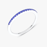 Elegancki pierścionek z niebieskim szafirem na srebrnej obrączce od Venetia Jewels