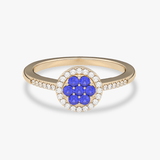 Elegancki pierścionek z szafirem i diamentami od Venetia Jewels w złotej oprawie