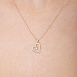 Zawieszka serce złoto 585 z diamentowym akcentem na cienkim łańcuszku, idealna na prezent