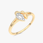 Złoty pierścionek z brylantami z delikatnym wzorem w kształcie kropli