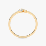 Złoty pierścionek z brylantami o minimalistycznym designie idealny na specjalne okazje