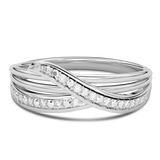 Intertwined Ring with Diamonds