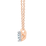 Złota zawieszka z pojedynczym brylantem w klasycznej oprawie