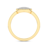 Gold ring with a diamond disc