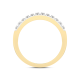 Gold ring with pavé mosaic and diamonds