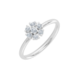 Złoty pierścionek z brylantami w kształcie kwiatu