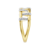 Złoty pierścionek z geometrycznym wzorem i brylantami