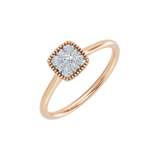 Złoty pierścionek z kwadratowym motywem wysadzanym brylantami