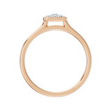 Złoty pierścionek z kwadratowym motywem wysadzanym brylantami