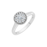 Złoty pierścionek z okrągłym motywem i brylantami