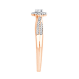 Złoty pierścionek z brylantową rozetą w kształcie kwiatu
