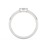 Expressive Diamond Ring