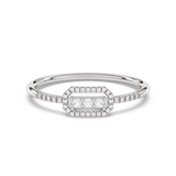 Expressive Ring with Pavé Diamonds