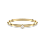 Elegant Ring with a Single Diamond