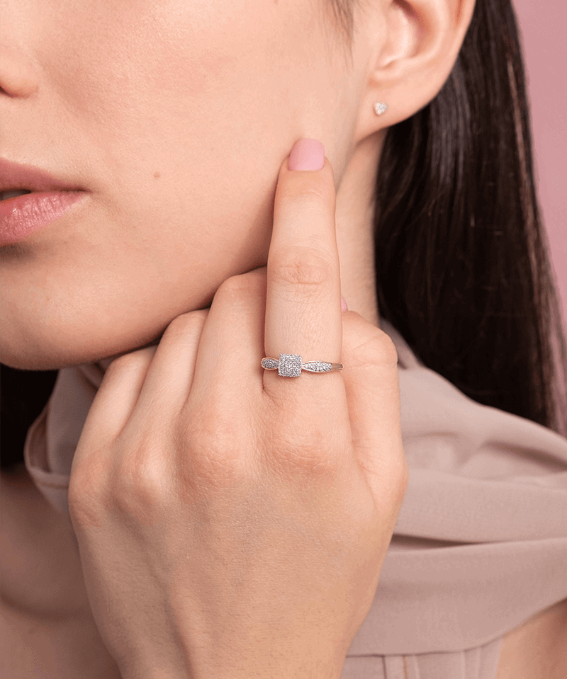 Pierścionek Venetia Jewels VCR-13000 z diamentem, stylowy i elegancki, idealny na specjalne okazje