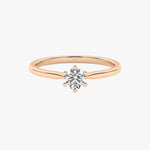 Złoty pierścionek zaręczynowy z brylantem od Venetia Jewels w eleganckim, prostym designie