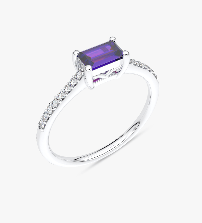 Elegancki pierścionek vintage z tanzanitem i brylantami od Venetia Jewels w srebrnym wykończeniu